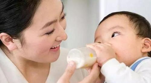 母乳喂养的原则有哪些