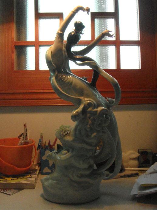 周未淘来的中国工艺术美术大师刘远长作品----飞天天女散花