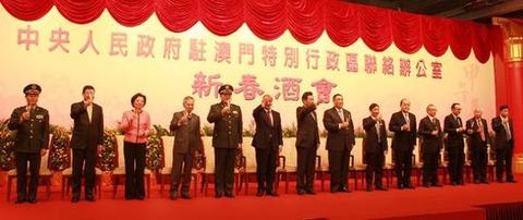 岑浩辉院长视察体育赛事