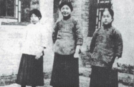 中国百年前罕见的“女子敢死队”:身挂炸弹，保家卫国，义不容辞