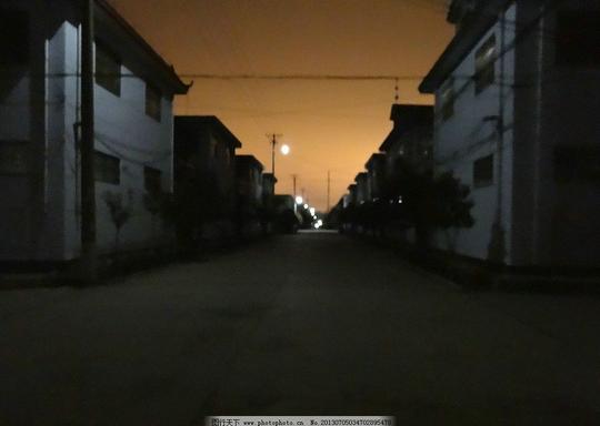夜景路暗无人伤感建筑房屋景色随拍建筑景观自然景观摄影
