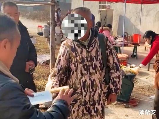 这是什么神秘组织?湖北农村出现赊刀人，卖刀给顾客3年后收钱