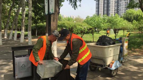 园林环卫工人劳动_3840x2160_高清视频素材下载(编号