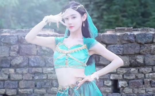 异域舞娘风:哪一套才是你的最爱?