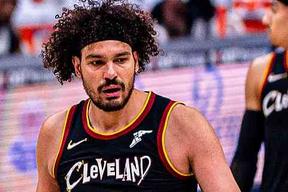 安德森&middot;瓦莱乔