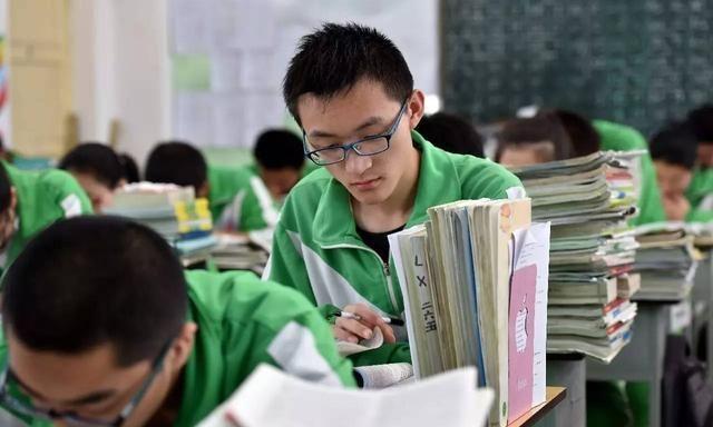 孩子自律从几岁开始培养?
