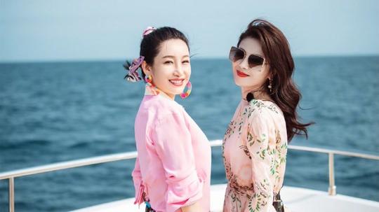 闺蜜情yyds!秦海璐给刘涛拍mv互相表白，记录旅行的点点滴滴