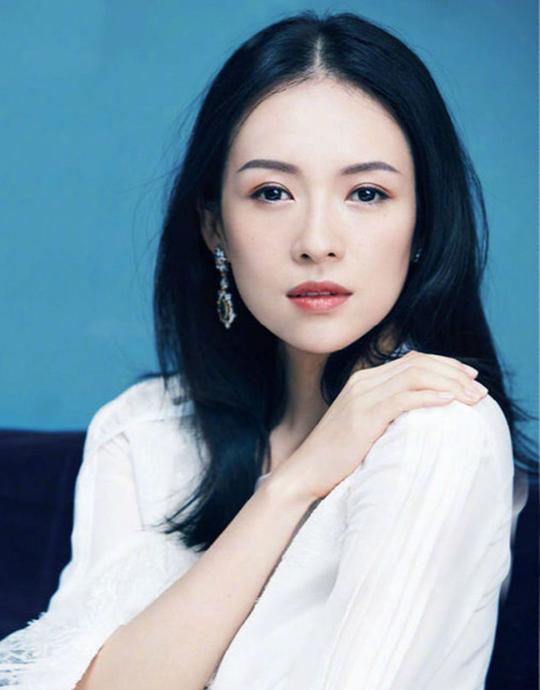 章子怡发文回应疫情，她祈祷不要让后辈重蹈覆辙