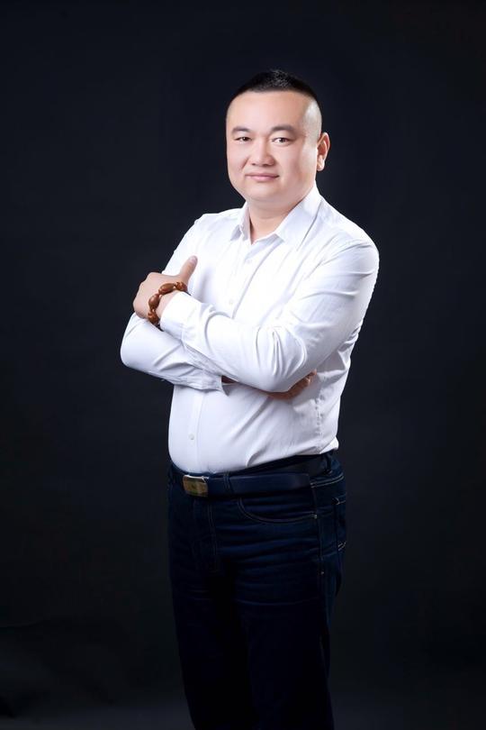 合肥明鑫二手车名车广场李明:诚信立店,以人为本,大眼