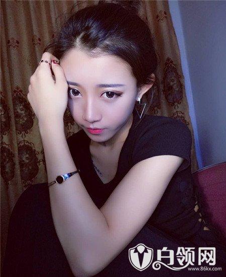 小伊伊多大?小伊伊个人资料微博私照及快手id介绍