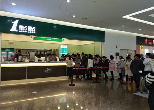 抖音很火的网红奶茶店适合加盟吗?创业开店不止于此!