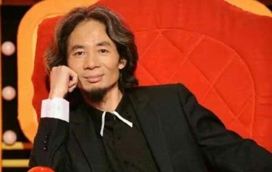 “抖音毒男”卖过假酒坐过牢，如今走红抖音，却转型人生导师