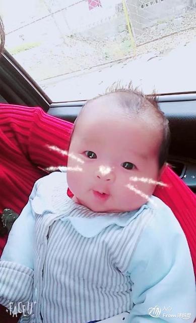 孩子会写自己的名字了的说说