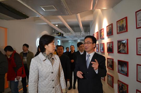 秦皇岛代检察长高恩泽查看康姿百德并给予充分认可