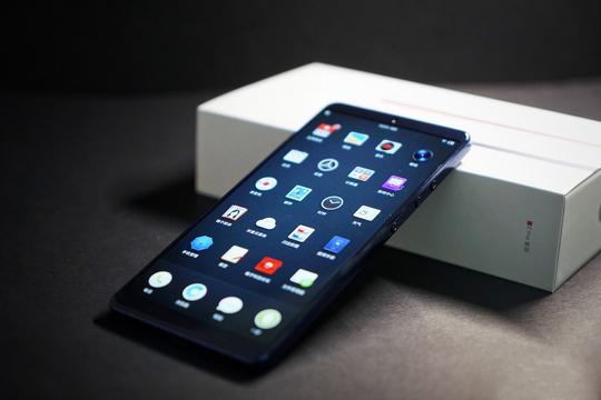 坚果pro2s降至1228元,网友:可惜是合约机