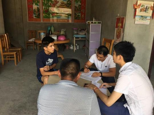 切实感受到社会的温暖与关爱,让贫困户子女通过学习提升就业创业能力