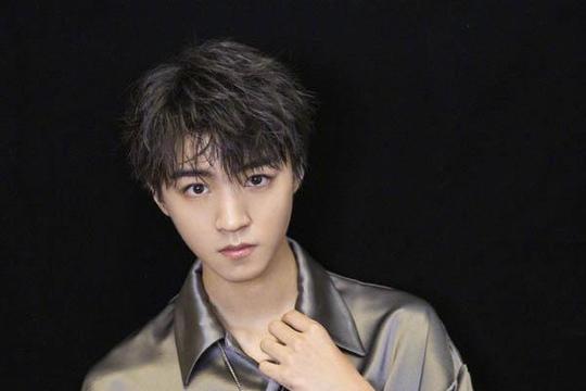 央视公布艺人团队，景甜钟楚曦幕后推手曝光，tfboys三子有亮点