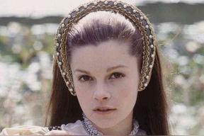 詹妮薇芙&middot;布卓