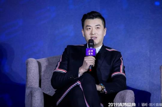 以短视频领域为例,他与父亲拍摄的短视频之所以能有很好的效果,就是