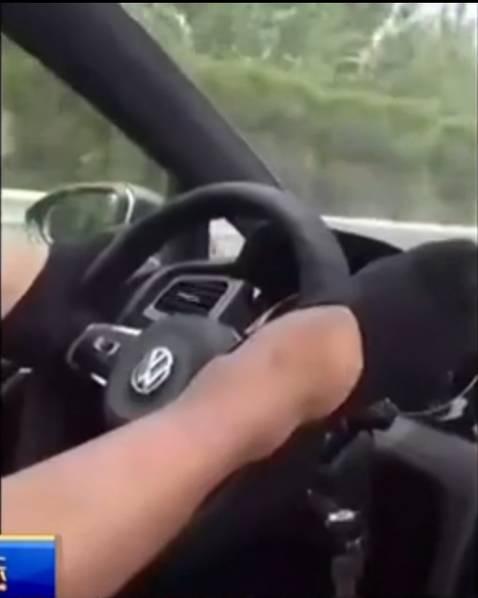 怎么控制小孩玩手机