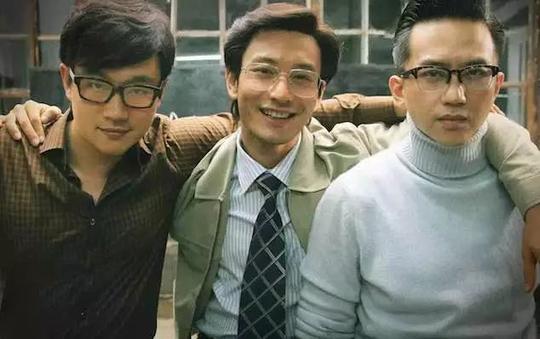 根据创业故事改编的电影《中国合伙人》.