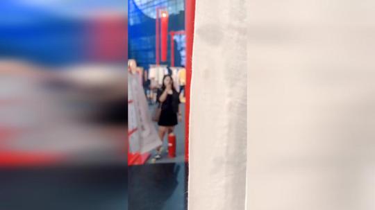 #造物节遇见一个#汉服小姐姐，我的报应来了……小助手
