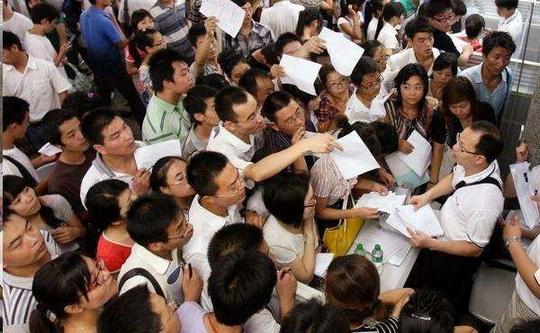 大学刚毕业就创业纯属找死