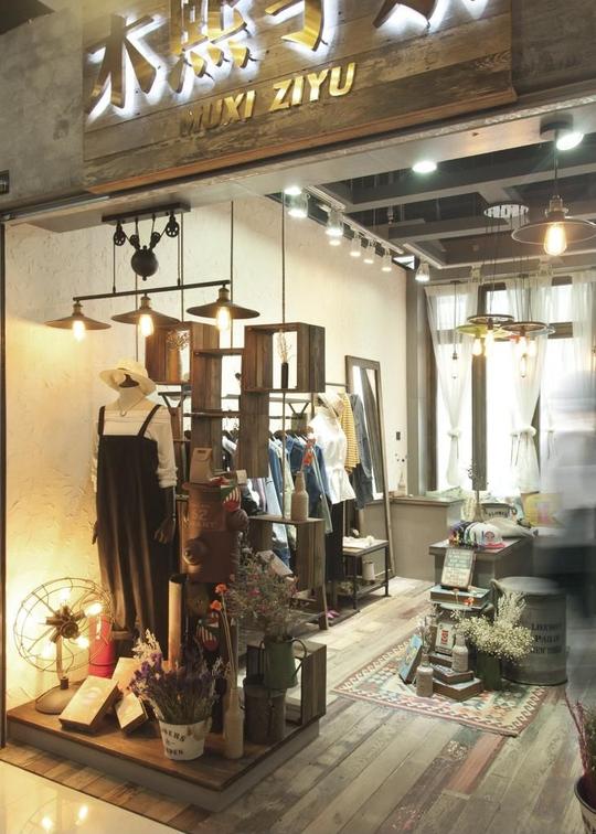 实体店营销:服装店服装亏本卖，也能赚大钱!