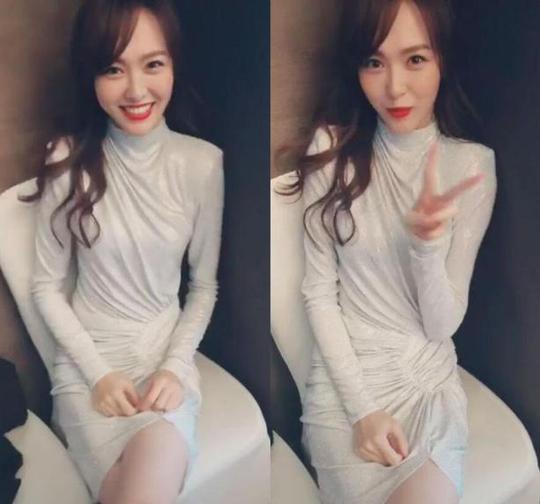 当女星遭遇无滤镜抖音，谁的颜值依旧在线?唐嫣景甜肿么了?