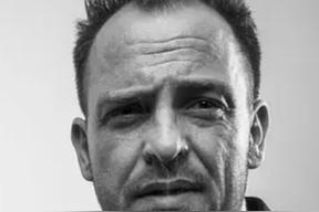 乌尔斯&middot;瑞恩