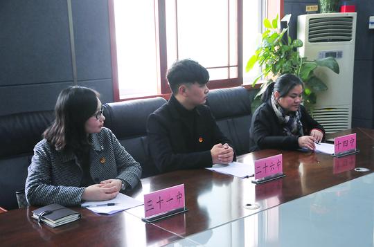 到学生中去,郑州市科技工业学校召开团干部调查研究工作座谈会