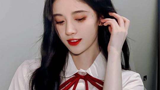 鞠婧祎橙光女主素材禁二传二改，抱图收藏