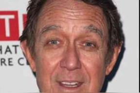 拉里&middot;派恩