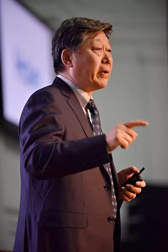 张瑞敏和马云有个一致的意见企业一定不要成为帝国因为