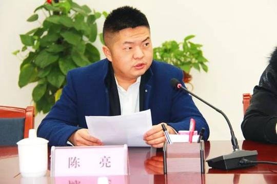 返乡创业青年昌吉市六工镇下三工水产养殖商陈亮