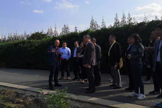 行业专家,手把手帮助下岗职工自主创业,助推本市再就业工程顺利推进