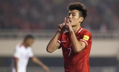 权威排名中国足坛六大前锋第一名无可争议现