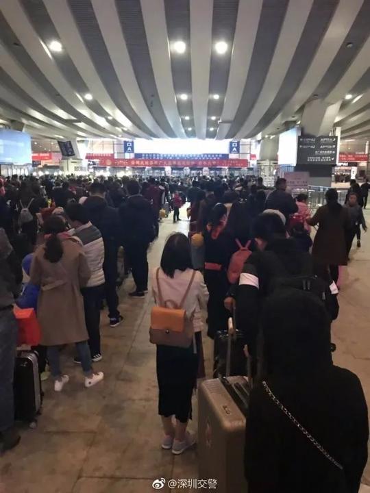 社会正文"我十年前来深圳做生意,小孩现在都在这边.