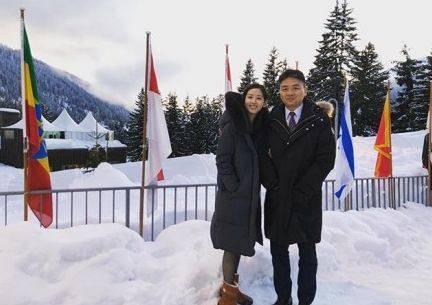 集团董事局主席兼首席执行官刘强东在其午餐会上回顾自己创业的经历