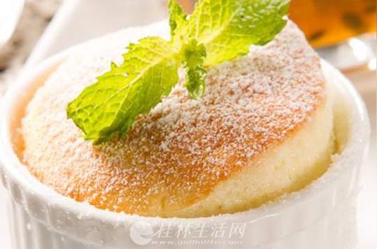 2018年创业选择什么项目好?推荐芝芝舒芙蕾烘焙