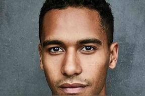 艾略特&middot;奈特