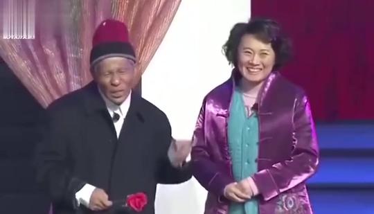 赵本山经典小品:宋小宝装文化人爆笑相亲，结果露馅了