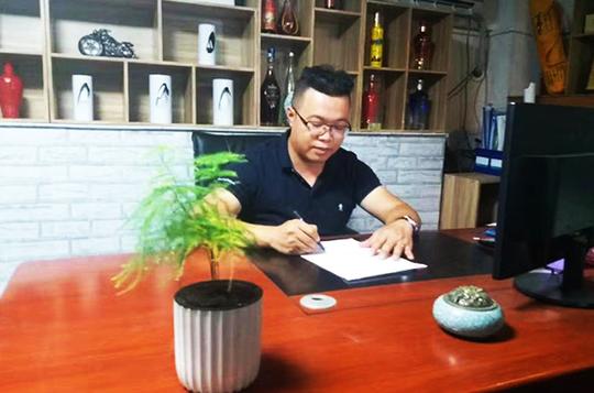 【创业达人】曾祥辉:从卖场小职员到年营业额8000万公司的执行董事
