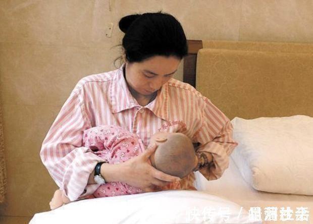 宝宝在喝奶的时候很容易睡着怎么办