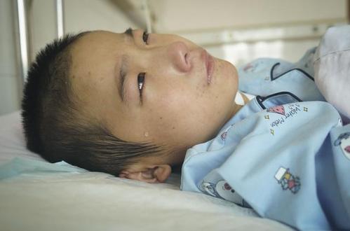 如何判断1岁宝宝是否缺钙？1岁宝宝缺钙怎么补