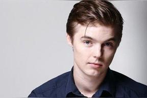 泰勒&middot;约翰斯顿