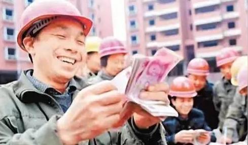 搬砖成高薪职业组图月薪秒杀白领一年能赚