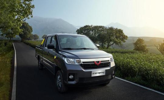 继宏光miniev后五菱再推神车，5.88万起真香，年轻人创业神器