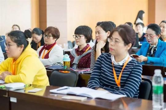 徐州市妇联"乡村振兴巾帼行动"电商创业培训班开班啦!