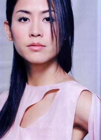 "谈及今年的视帝视后归属,宣萱以抱"陪跑"心态,表示看好黄宗泽胡杏儿.